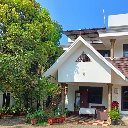 Alma Homestay Mararikulam Eksteriør bilde